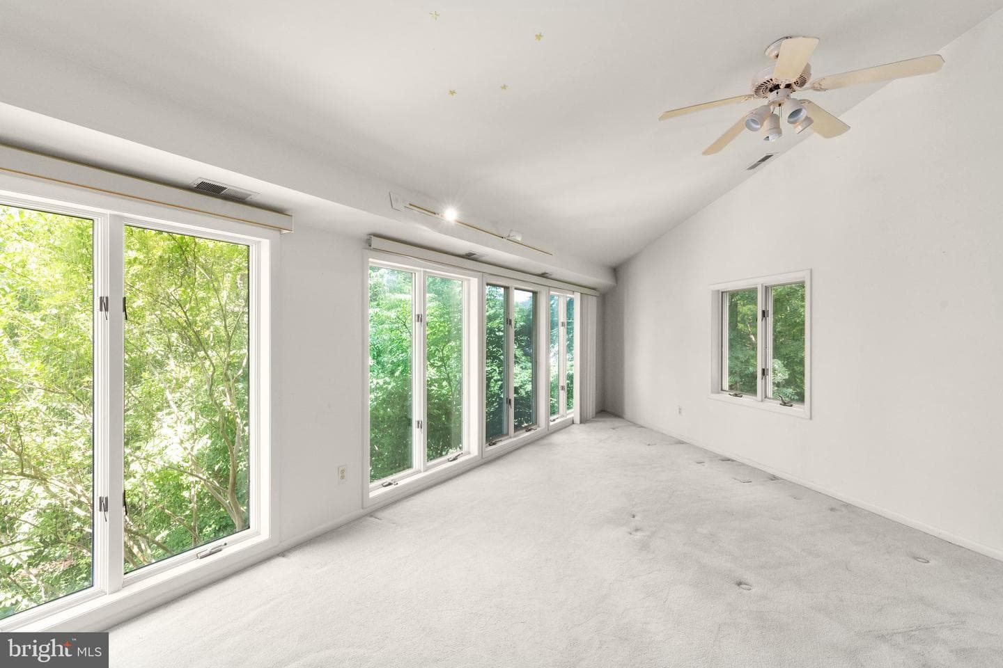 824 Upper Glencoe Road photo 18