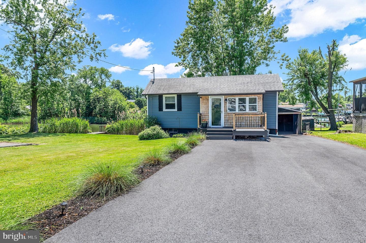 2412 Jarsey Avenue photo 46
