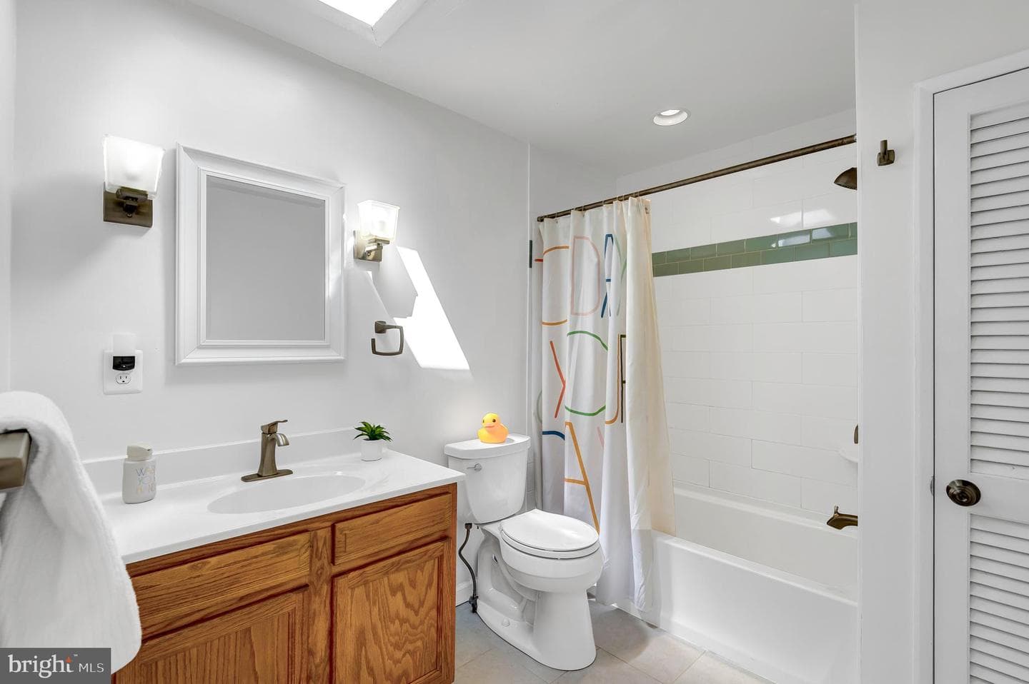 2532 Londonderry Road photo 21