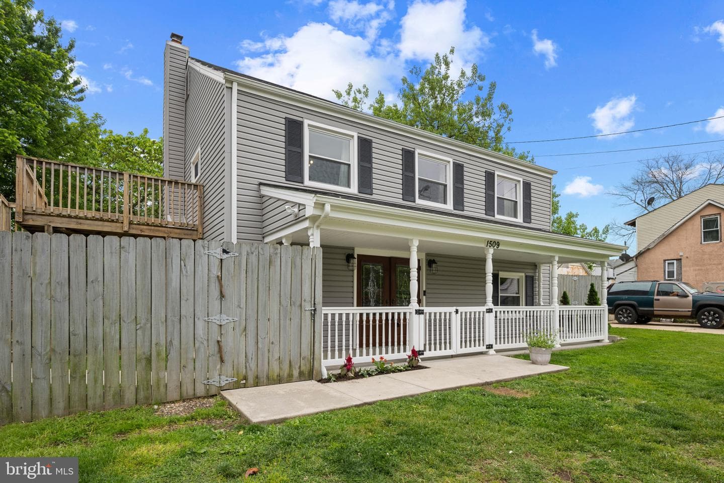 1509 Foltz Avenue photo 2