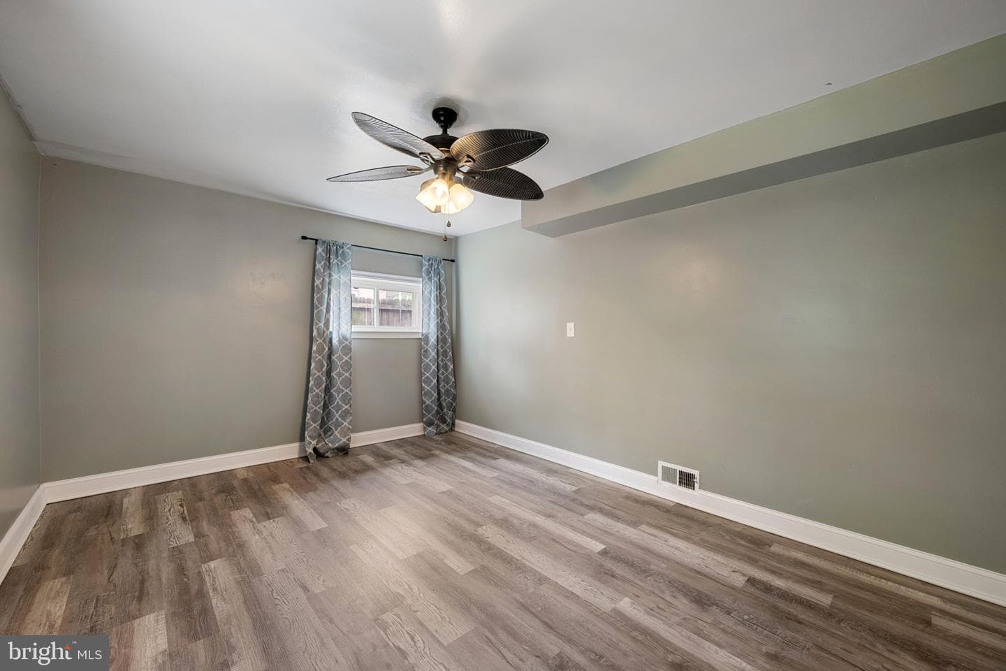 1509 Foltz Avenue photo 8