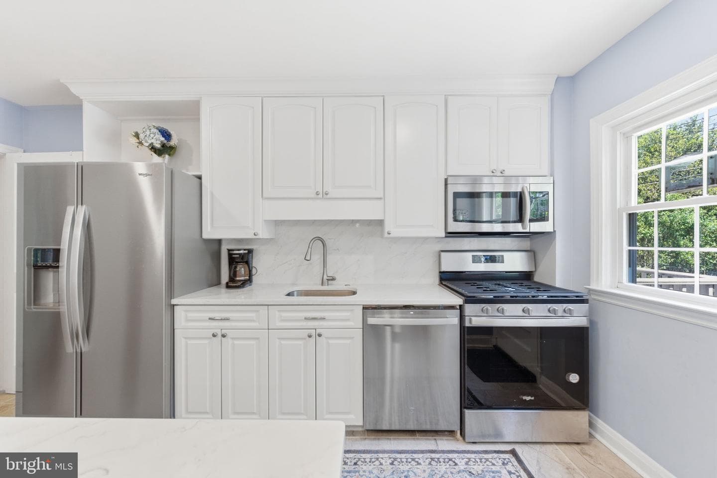 6467 Blenheim Road photo 11