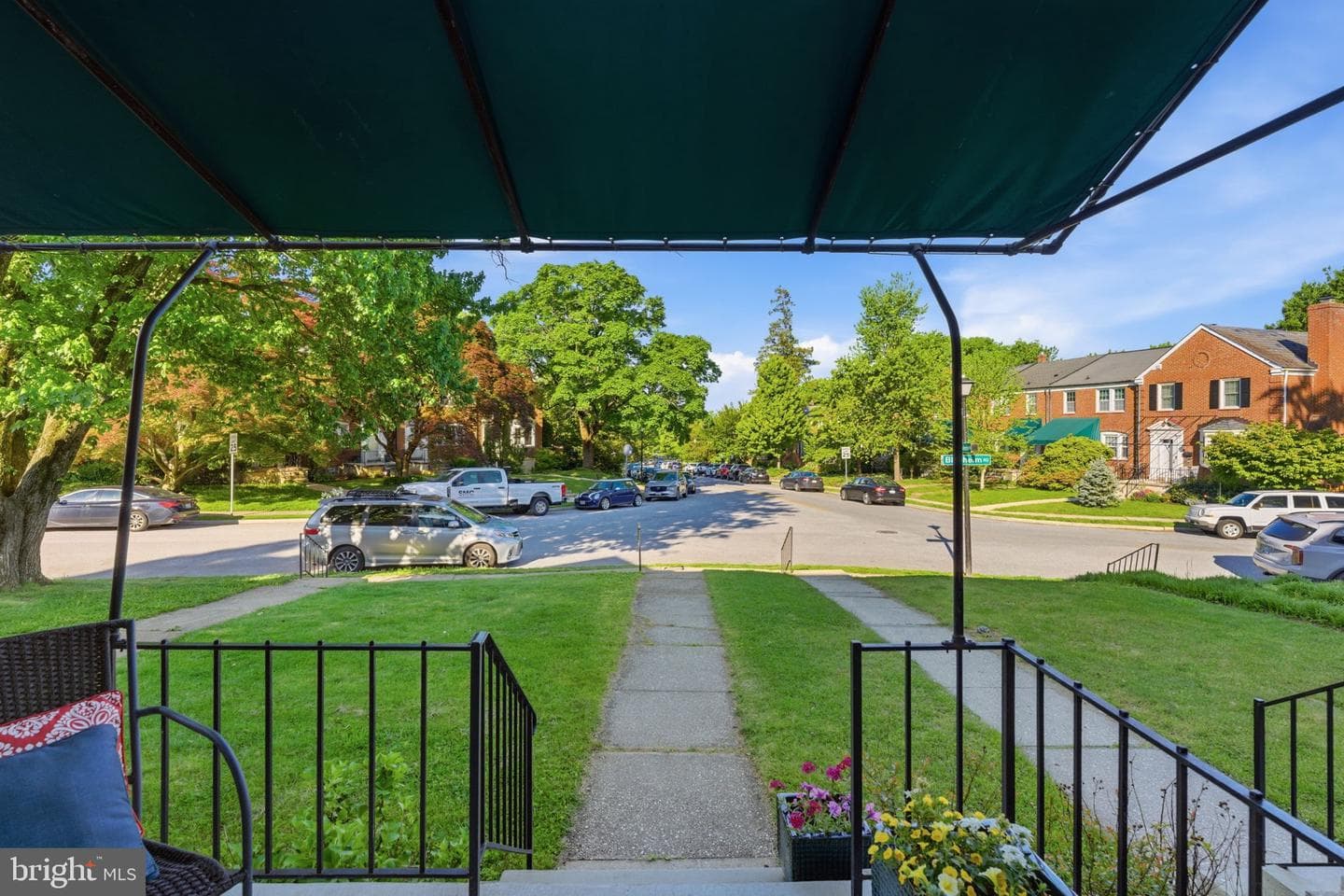 6467 Blenheim Road photo 4