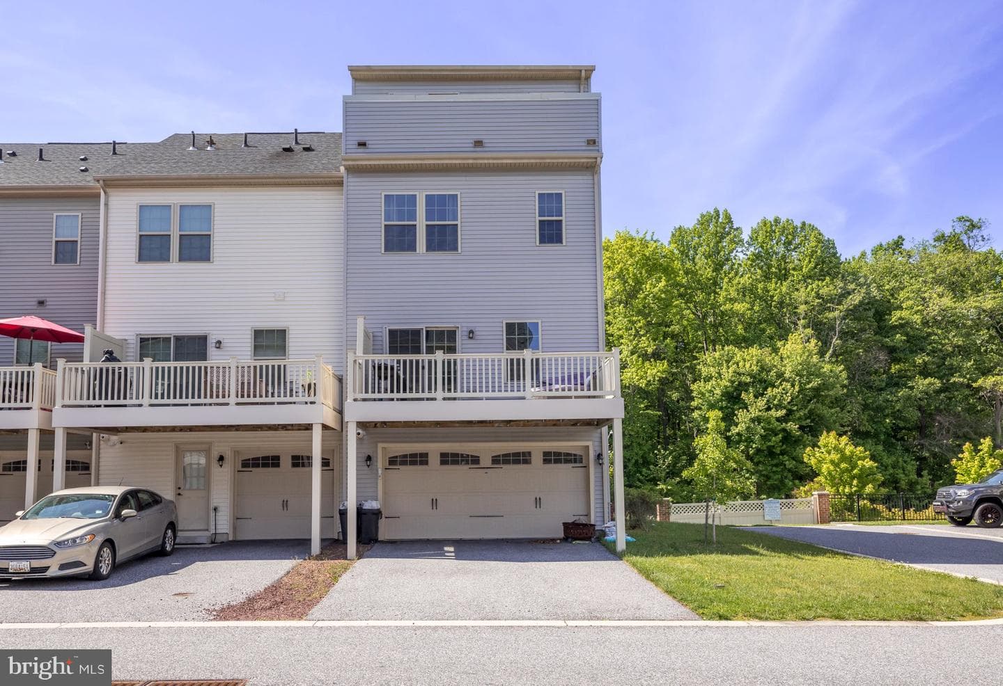 10129 Campbell Boulevard photo 34