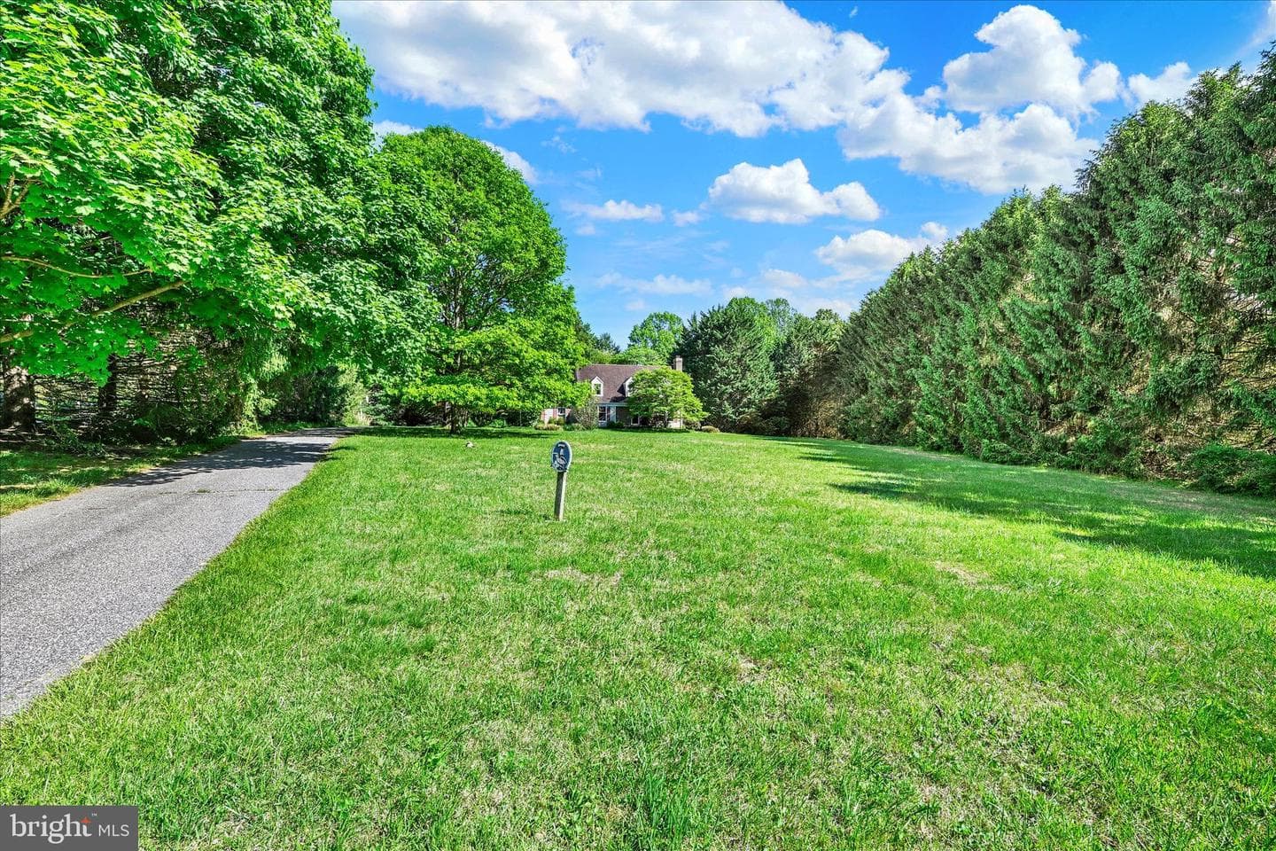 7 Quail Wood Court