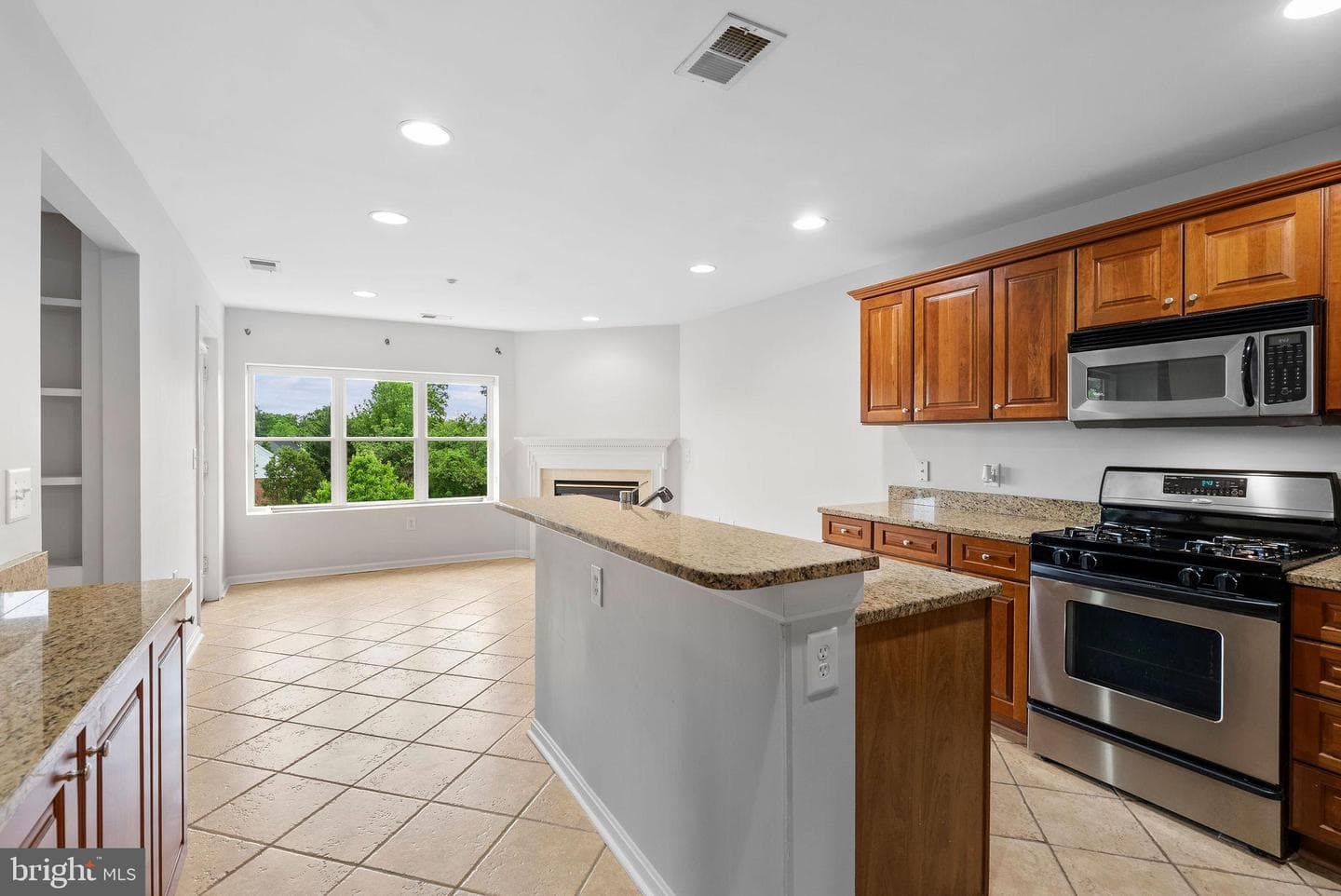12246 Roundwood Rd # 506 photo 14