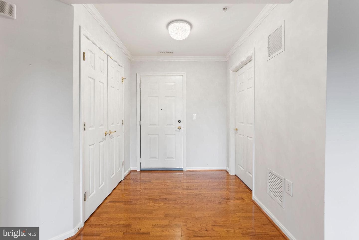 12246 Roundwood Rd # 506 photo 8