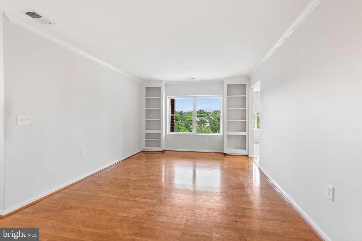 12246 Roundwood Rd # 506 photo 9