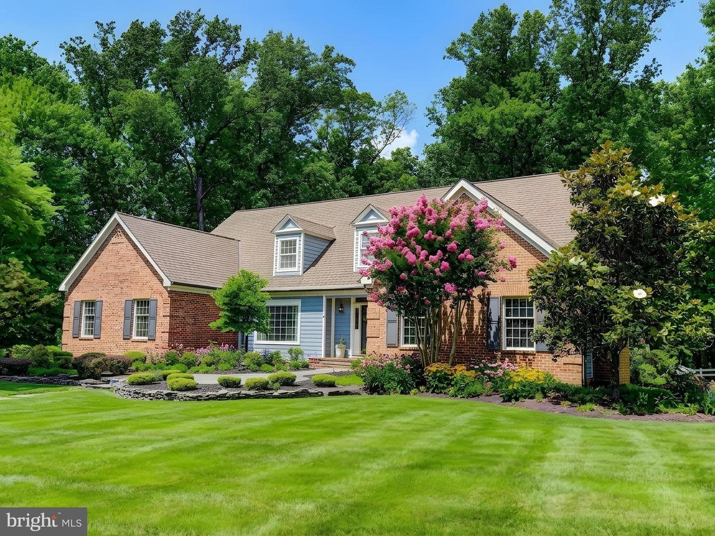 46 Springhill Farm Court photo 3