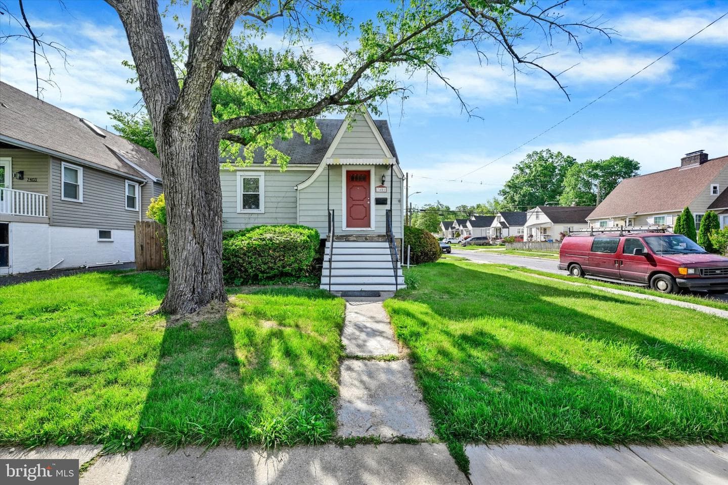 7401 Park Drive photo 2