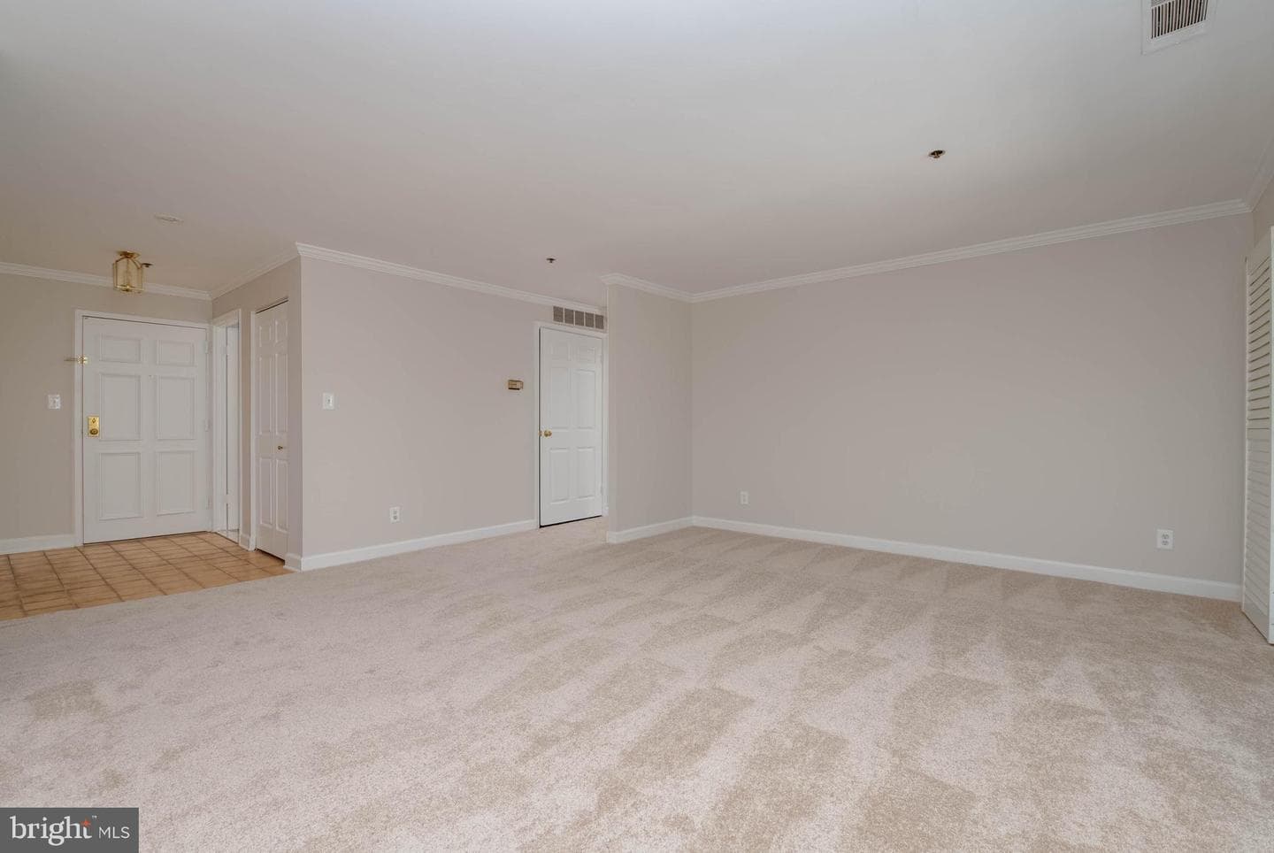 1 Southerly Court #305 photo 11