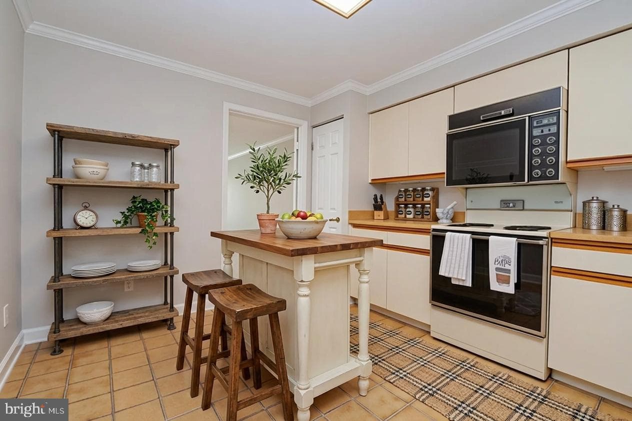 1 Southerly Court #305 photo 21