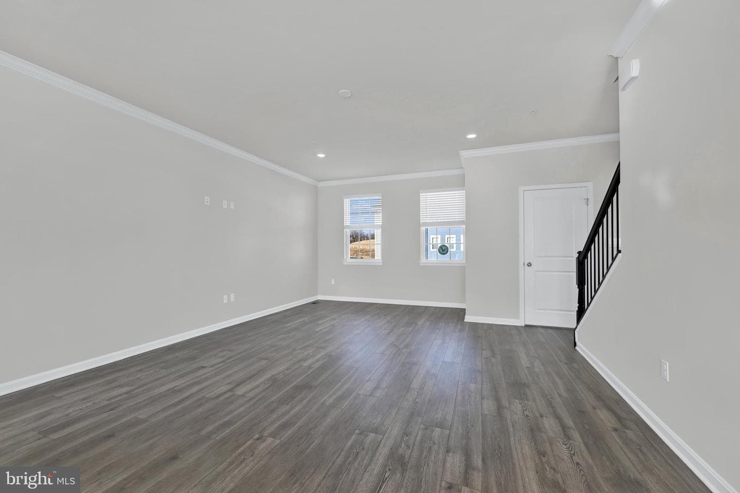 31 Merion Ave photo 6