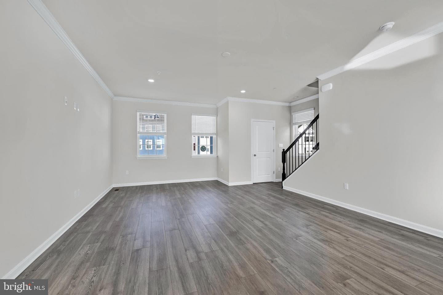 31 Merion Ave photo 7