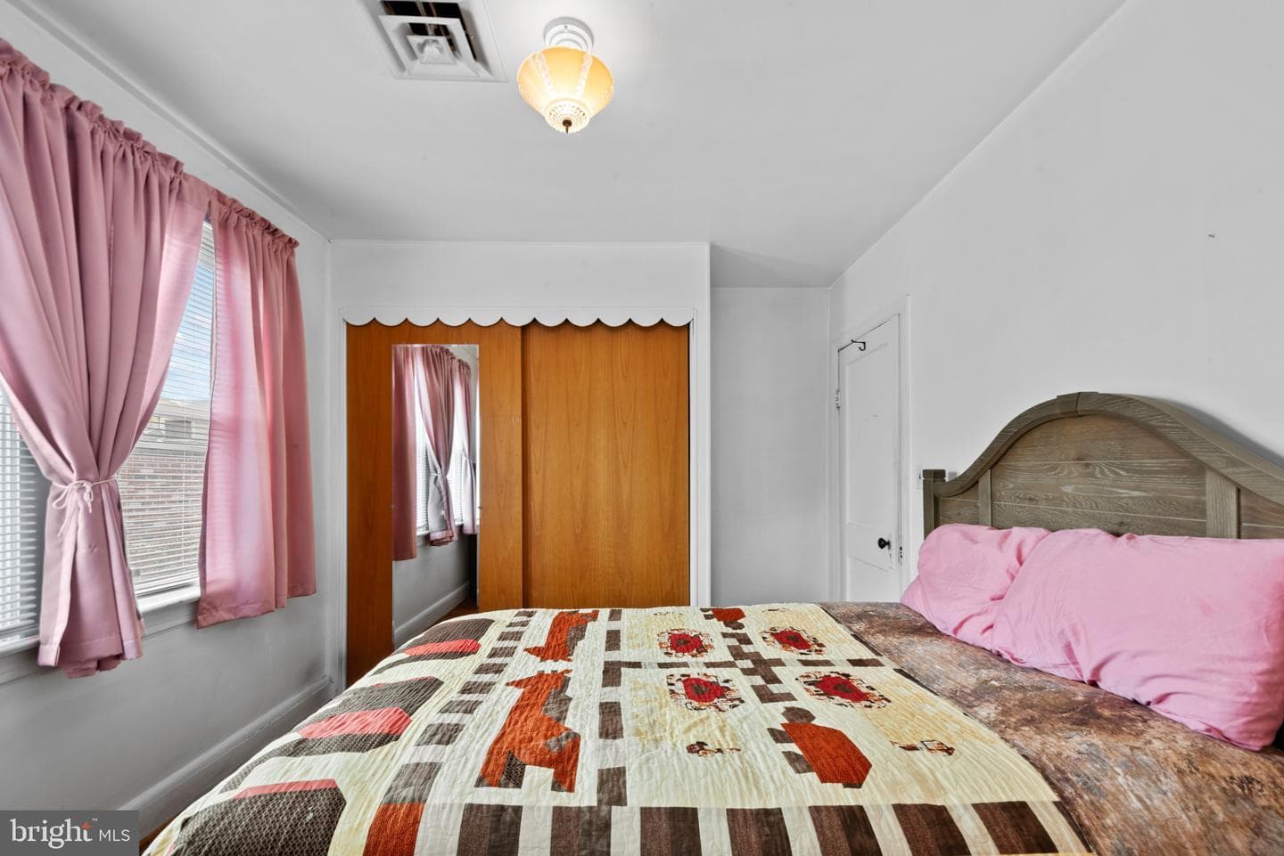 4107 Martin Avenue photo 8