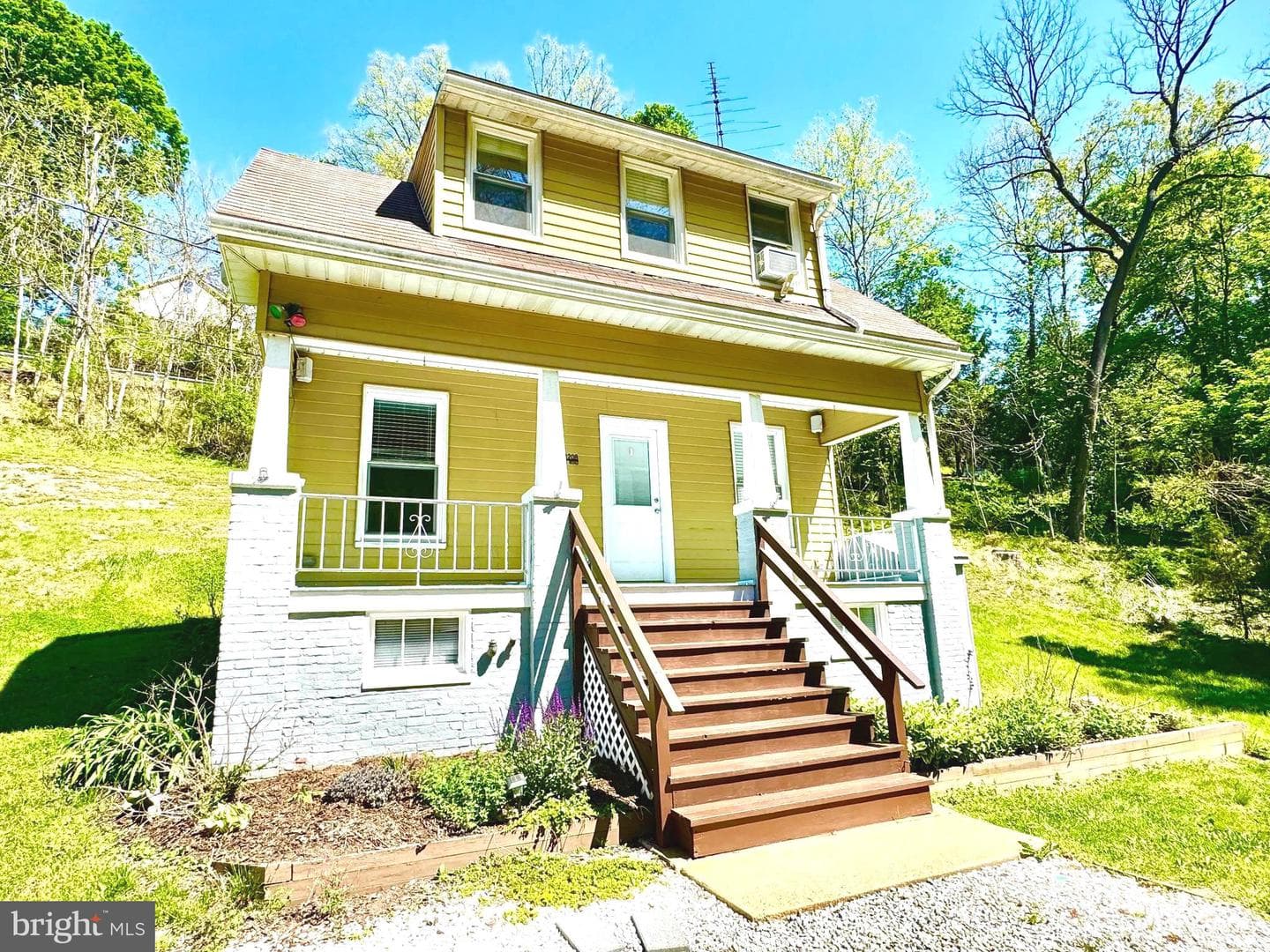 1208 Wiseburg Road, White Hall