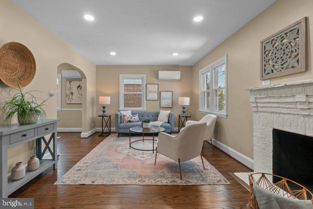 3027 Lavender Avenue photo 4
