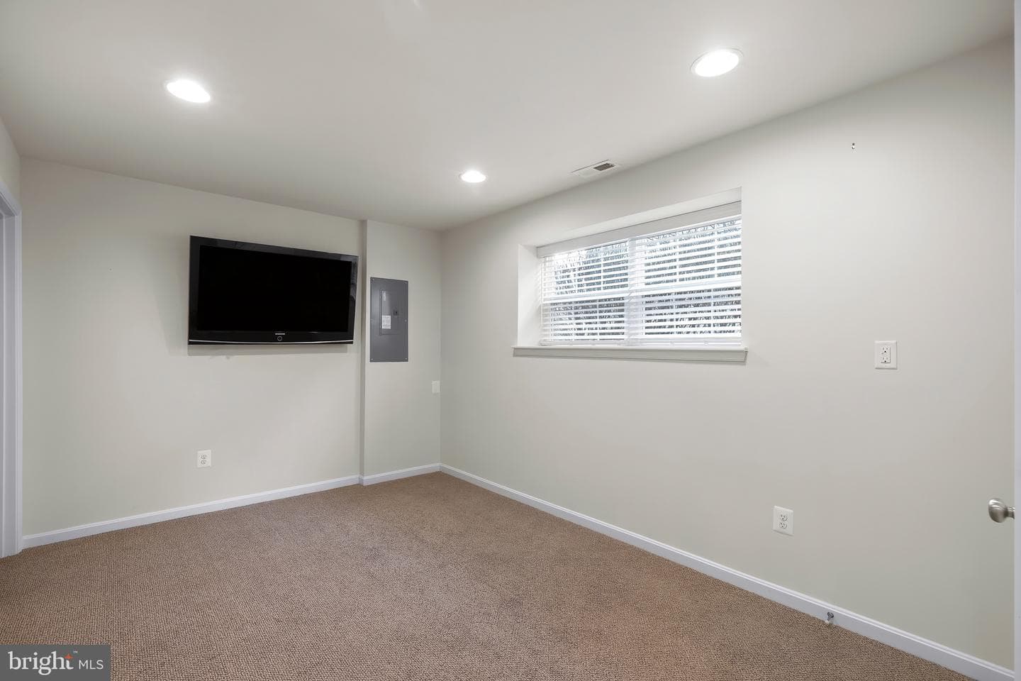 2065 Case Road photo 35