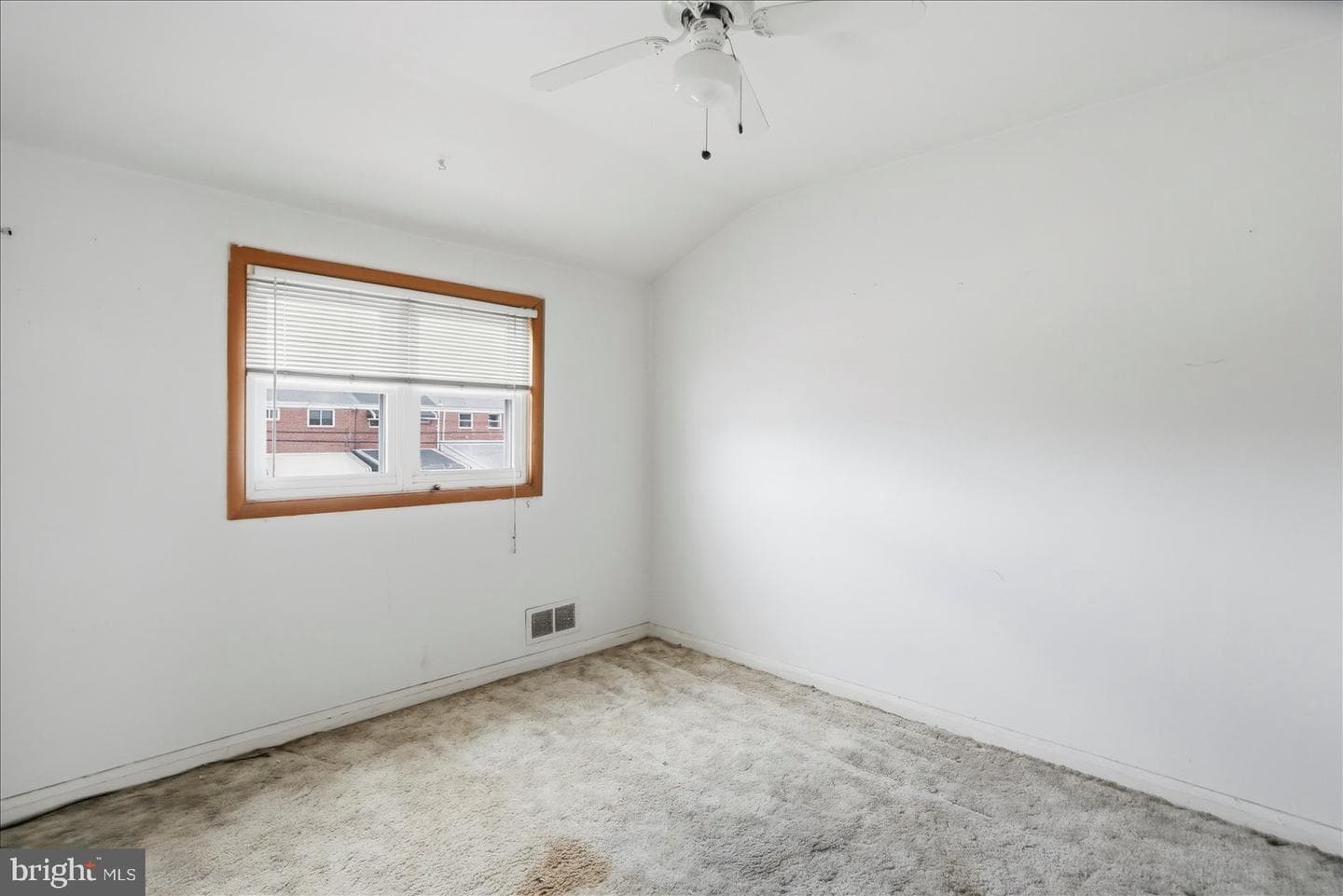 1903 Ormand Road photo 12