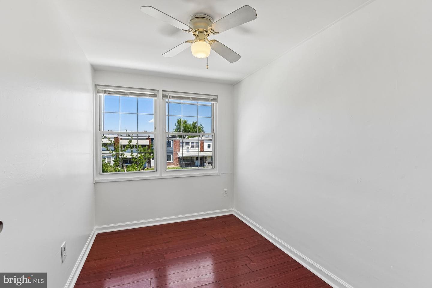 7905 Eastdale Road photo 12
