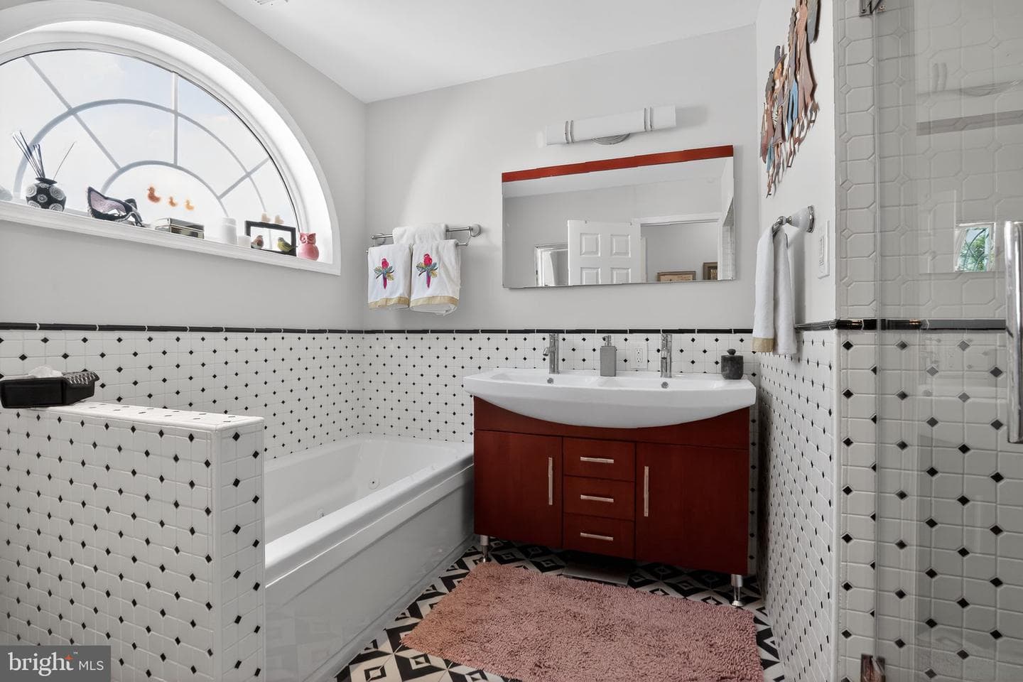 8224 Northview Road photo 40