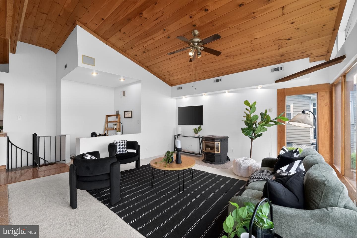 152 Kingston Park Lane photo 21