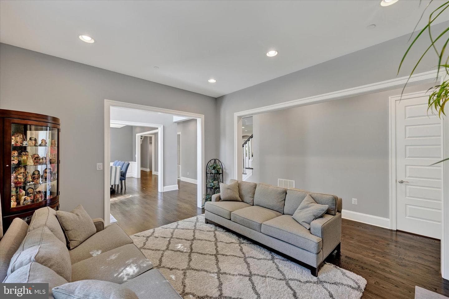 11702 Huntsworth Lane photo 13