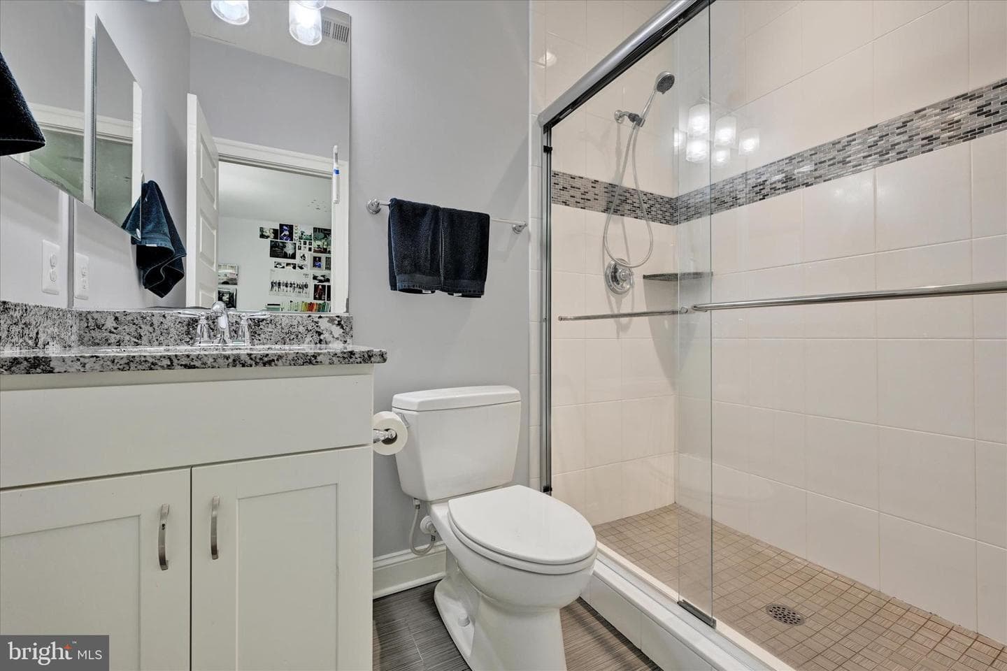 11702 Huntsworth Lane photo 42