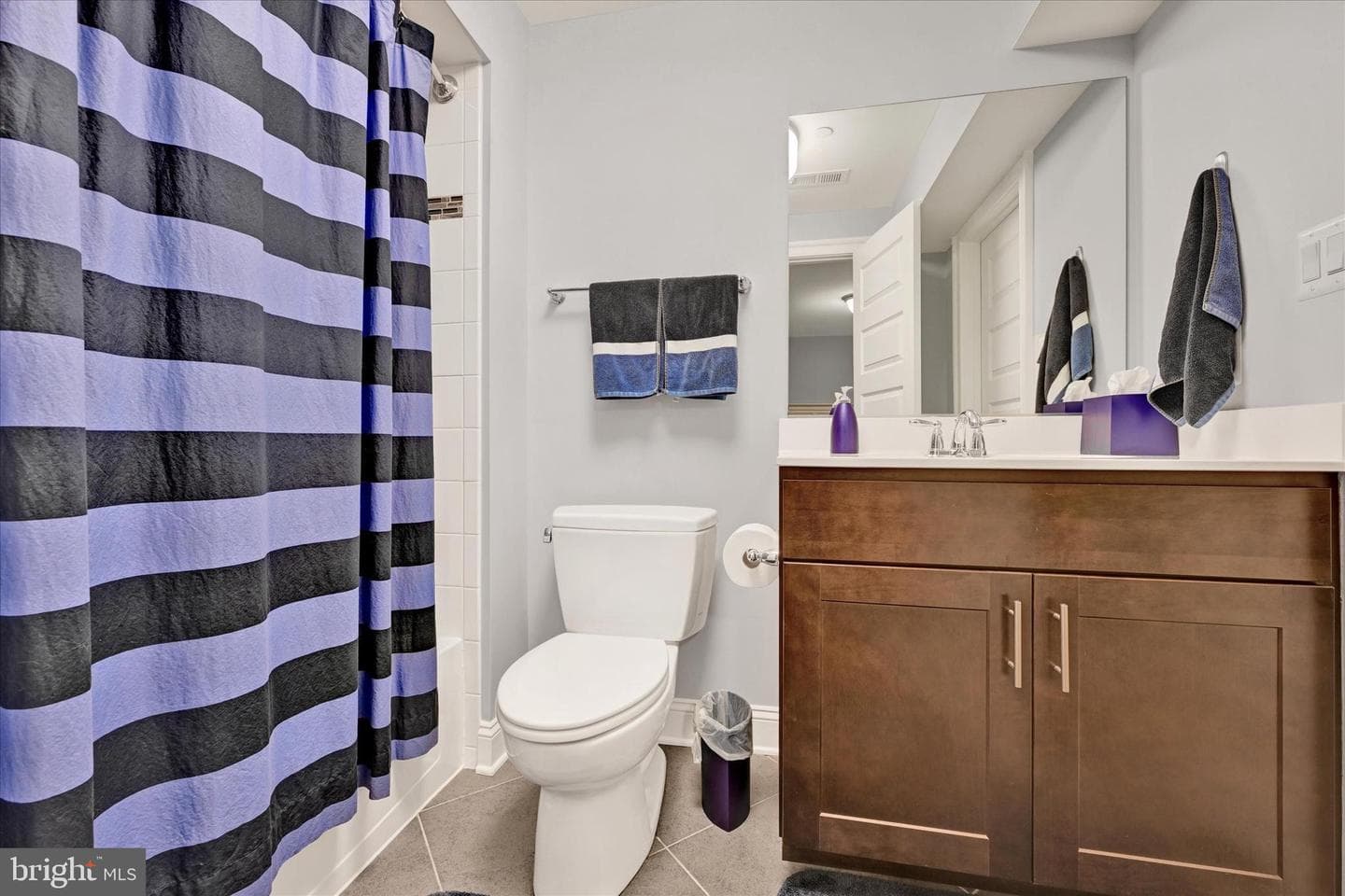 11702 Huntsworth Lane photo 50