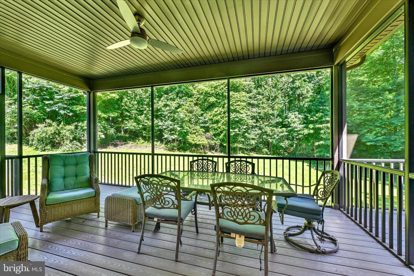 11702 Huntsworth Lane photo 57