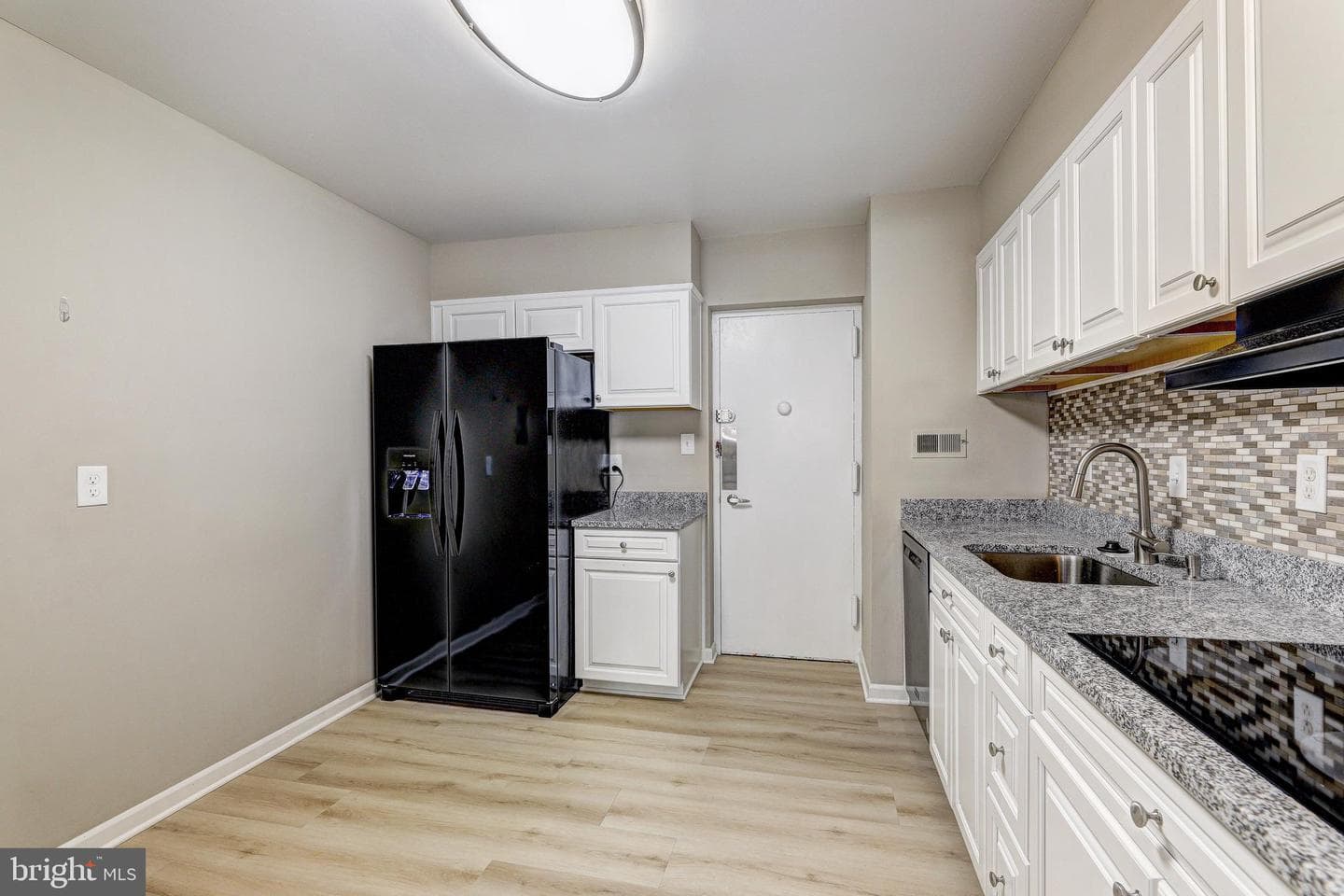 7 Slade Avenue #607 photo 16