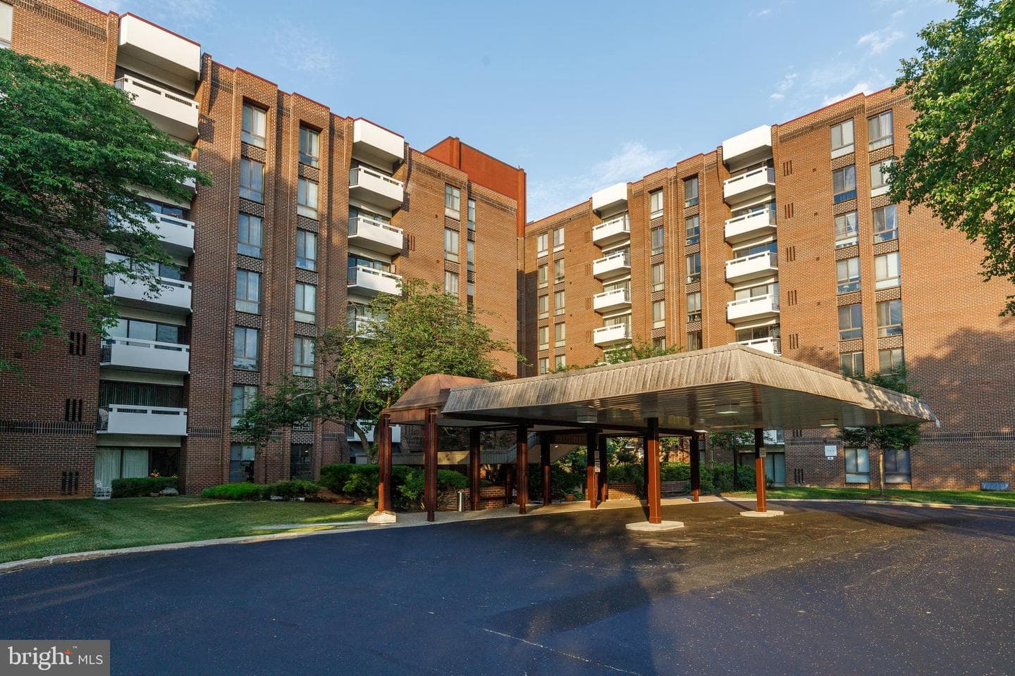 7 Slade Avenue #607, Baltimore