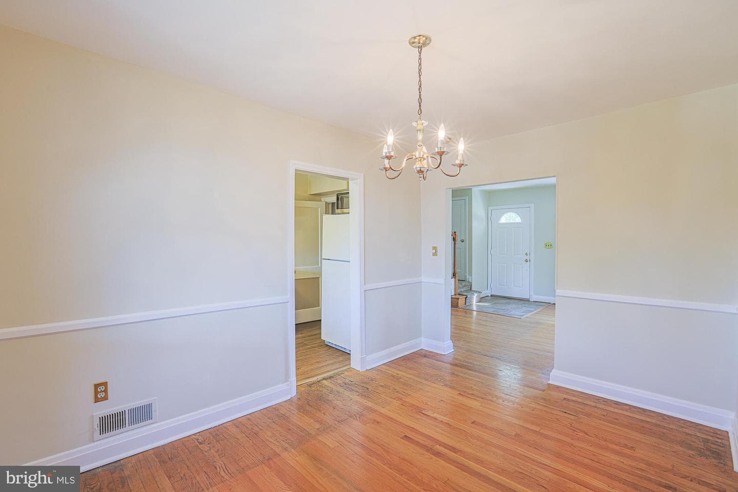 1765 White Oak Avenue photo 9