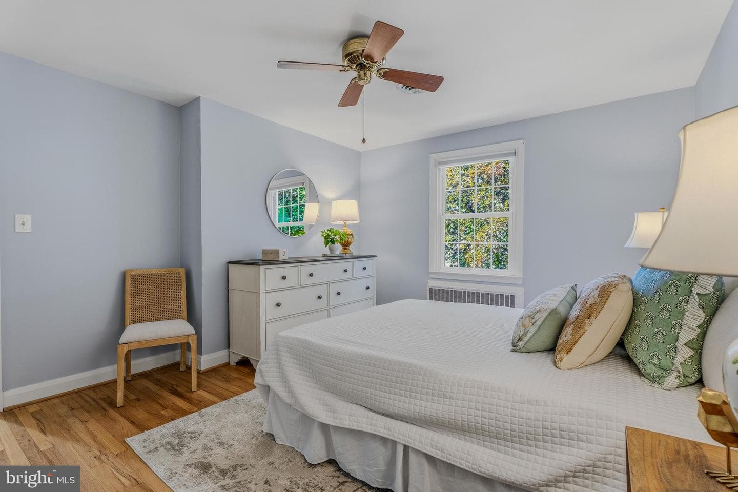 209 Burke Avenue photo 24