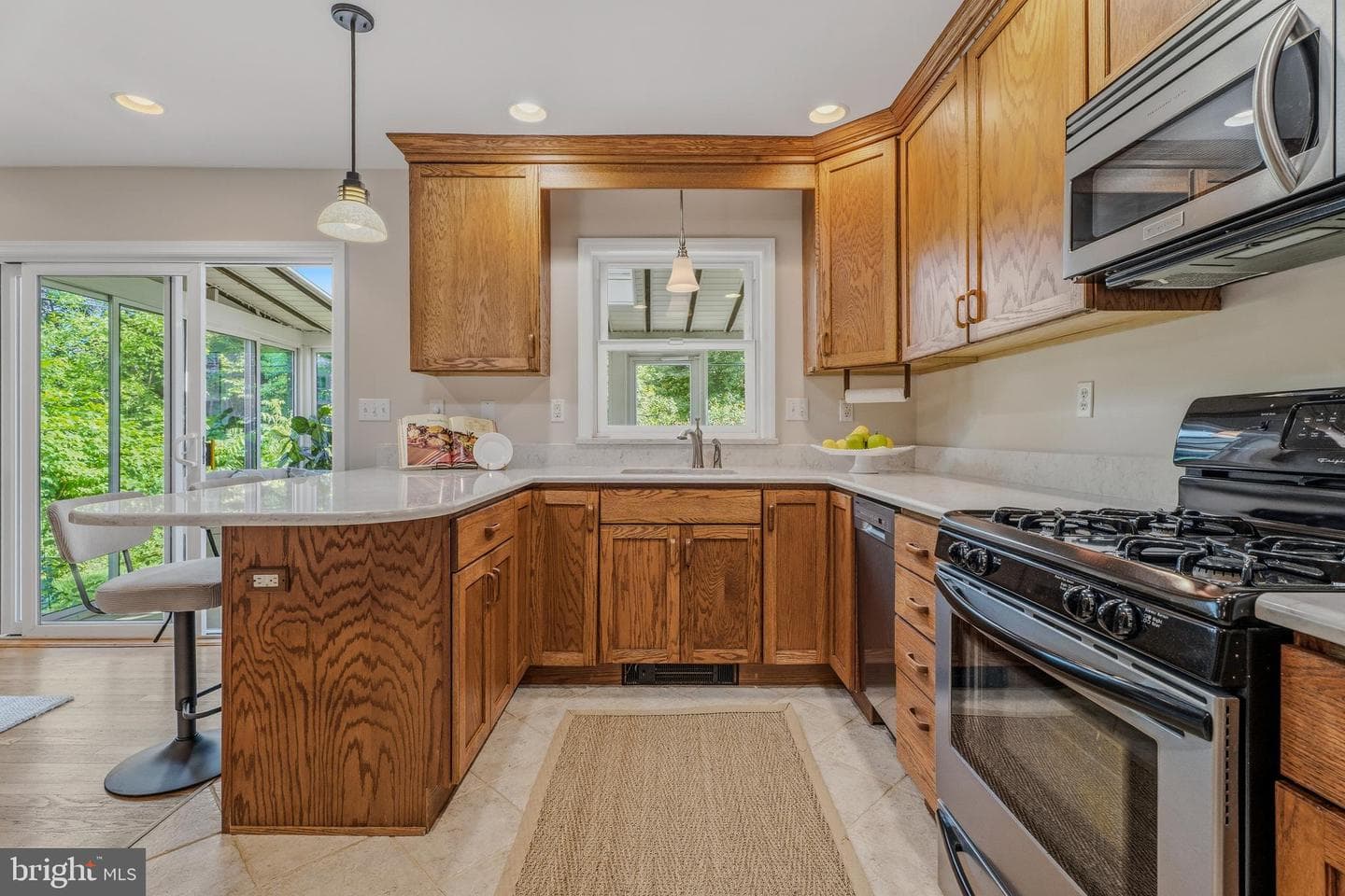 209 Burke Avenue photo 8