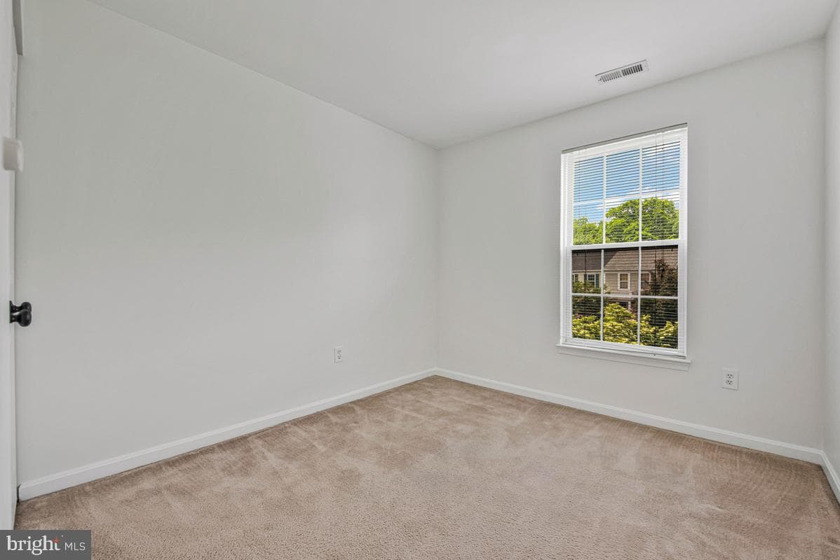 4427 Kentford Road photo 29