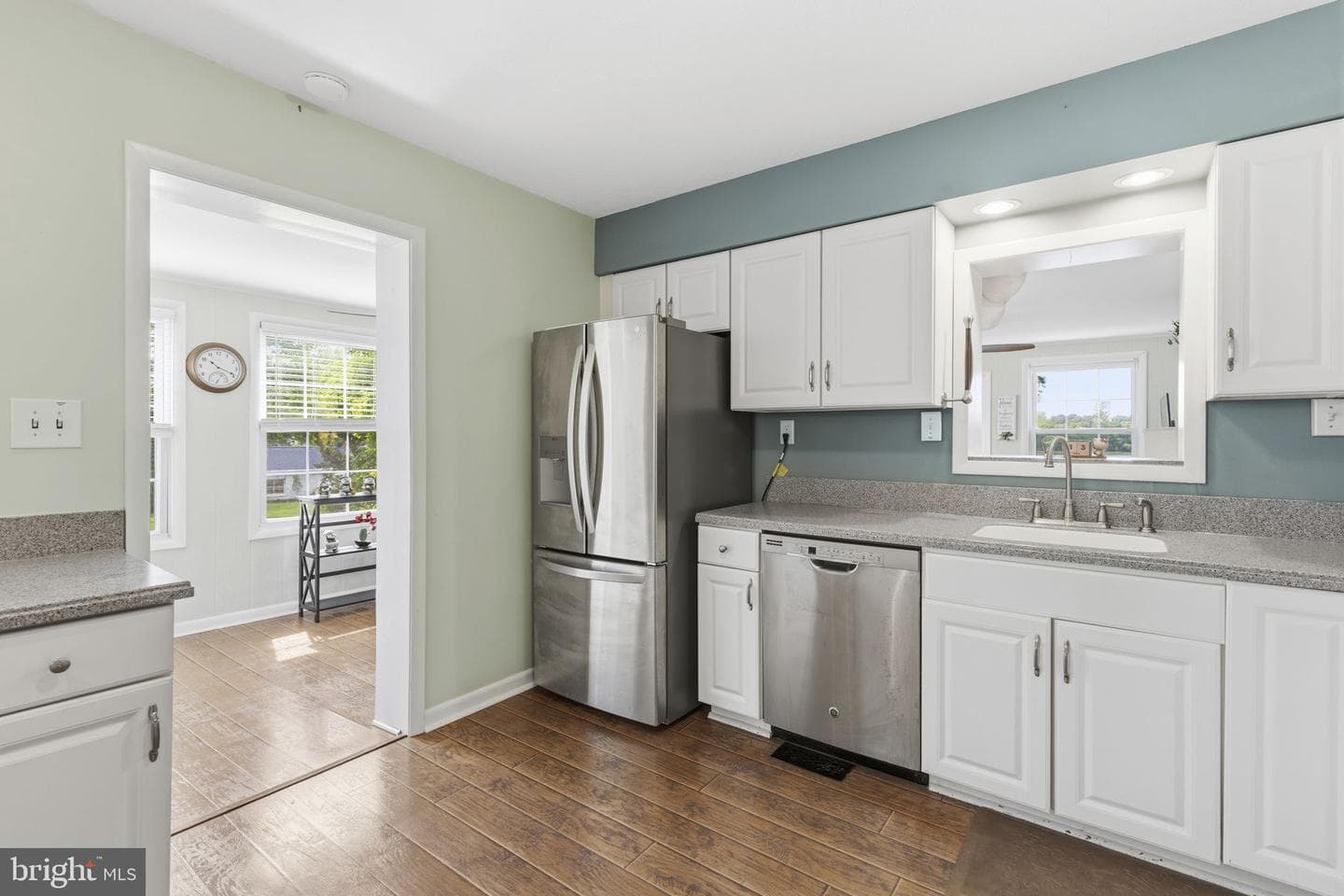 5907 Loreley Beach Road photo 14