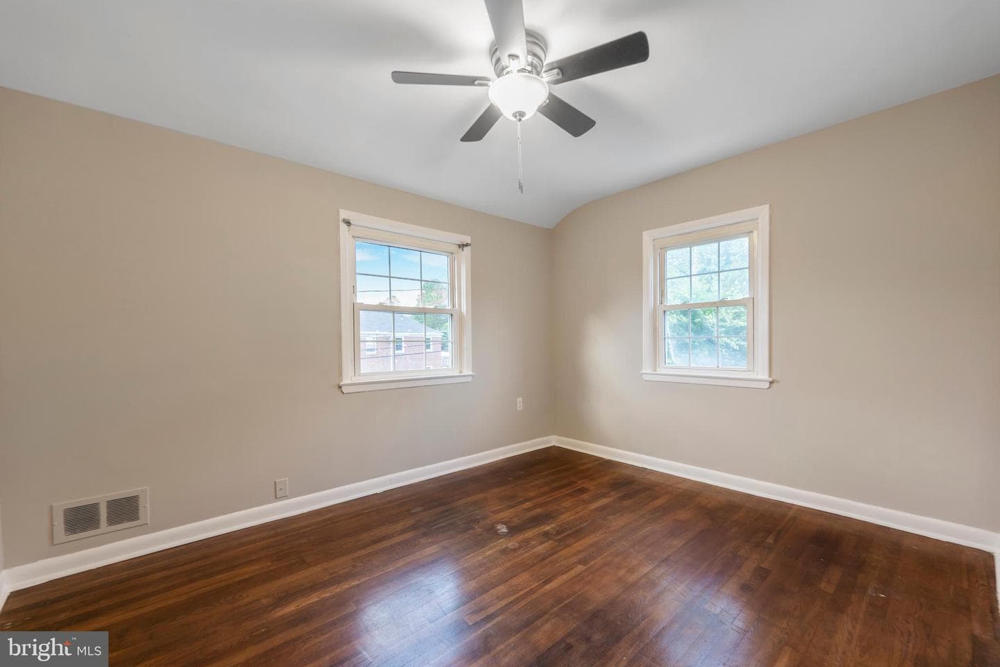 1302 Crownfield Court photo 29