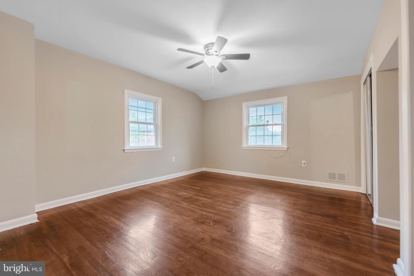 1302 Crownfield Court photo 30