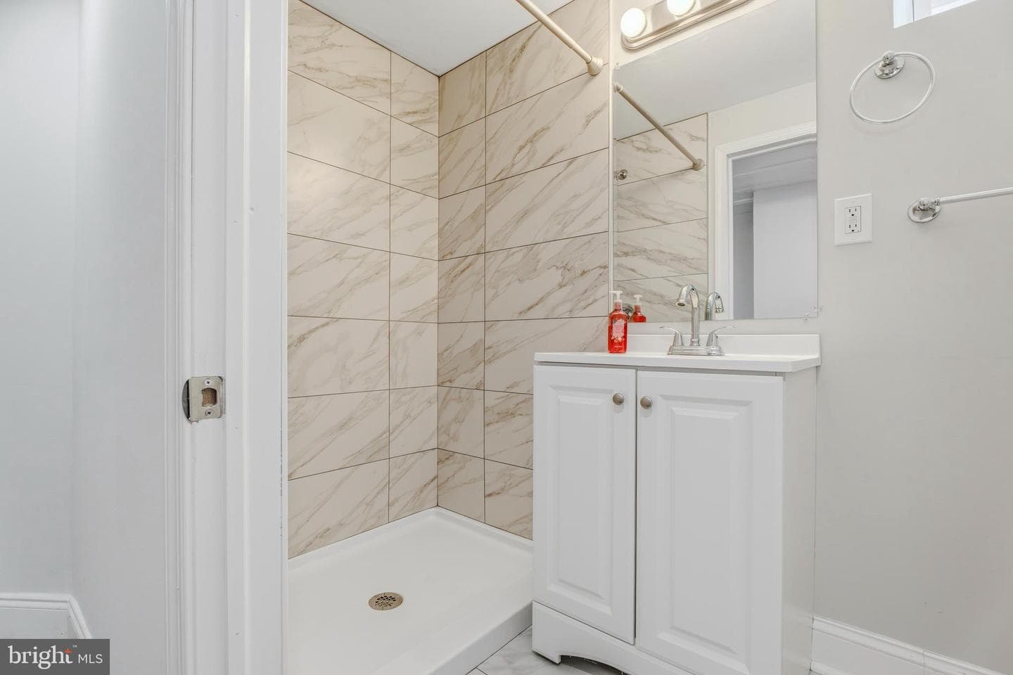 7002 Fait Avenue photo 29