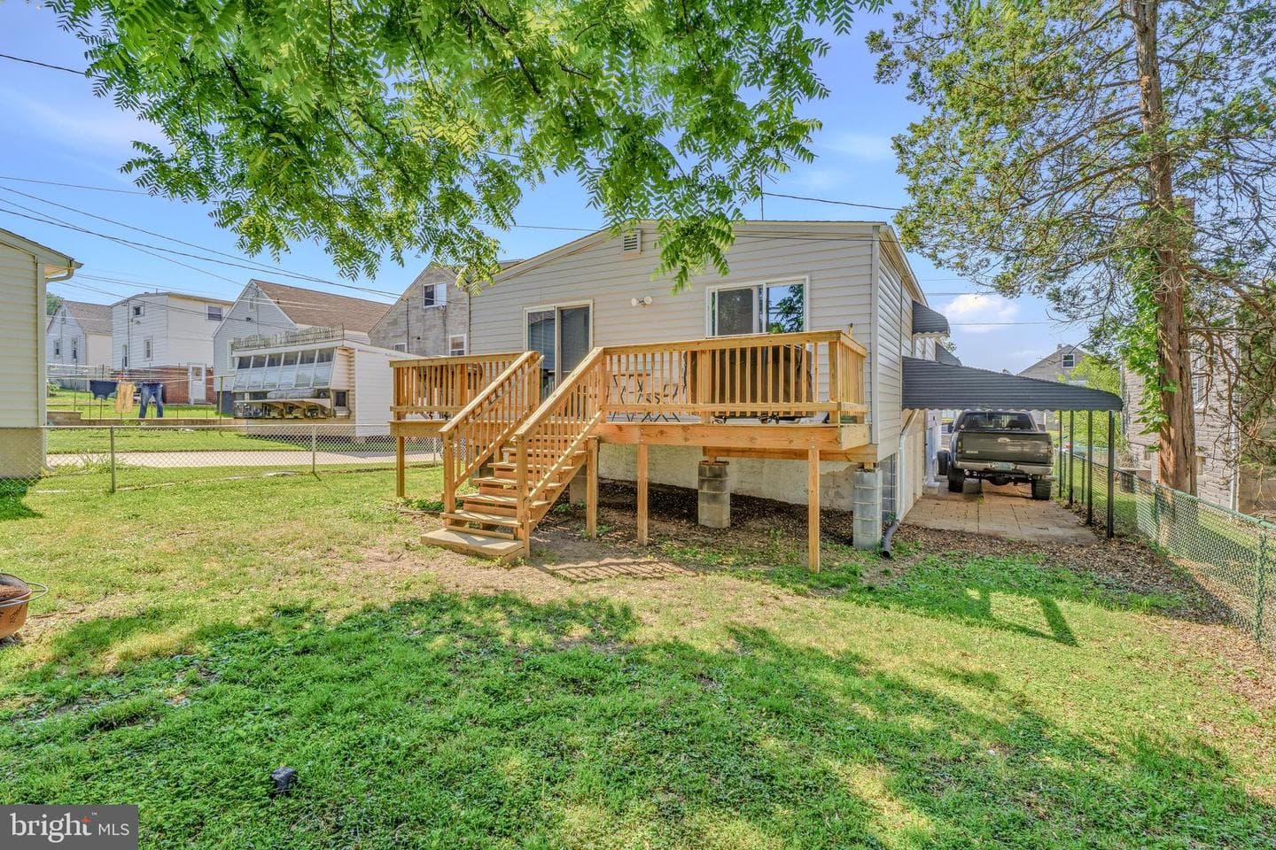 7002 Fait Avenue photo 32