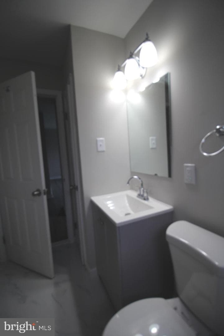548 Marlyn photo 17