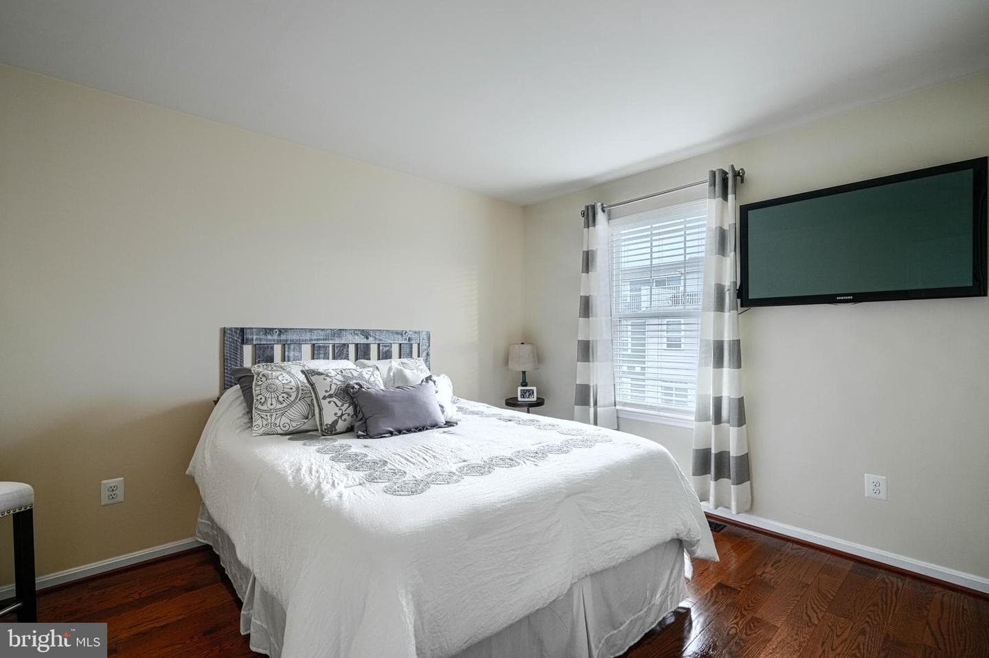 8502 Lynch Road photo 29