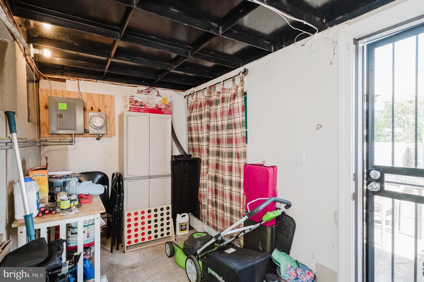 1363 Halstead Road photo 37