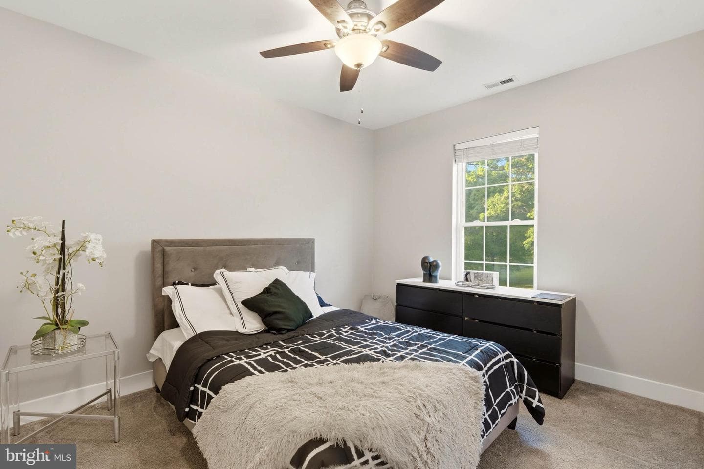 7853 Oakdale Avenue photo 22