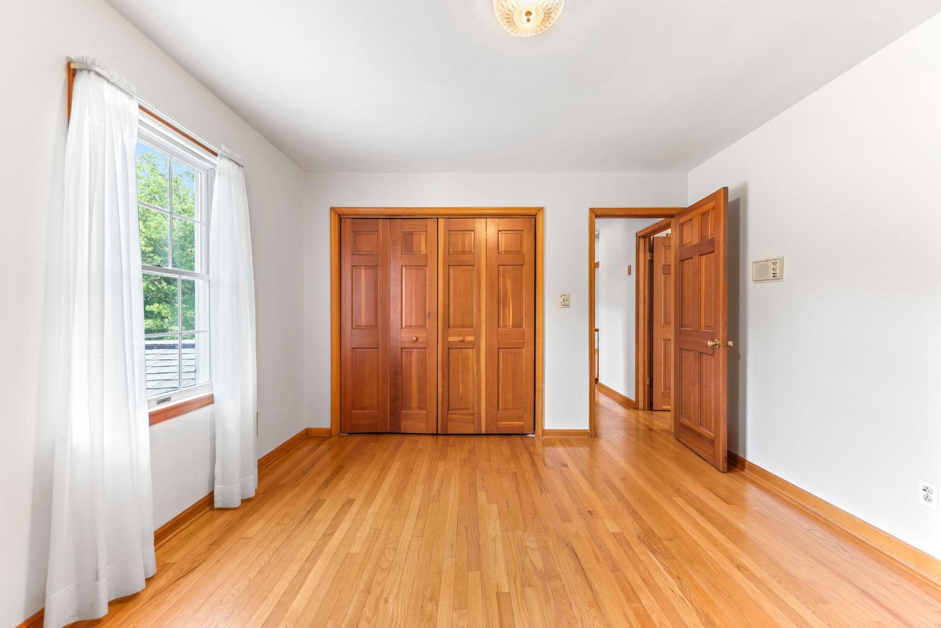 13607 Devonbrook Road photo 30