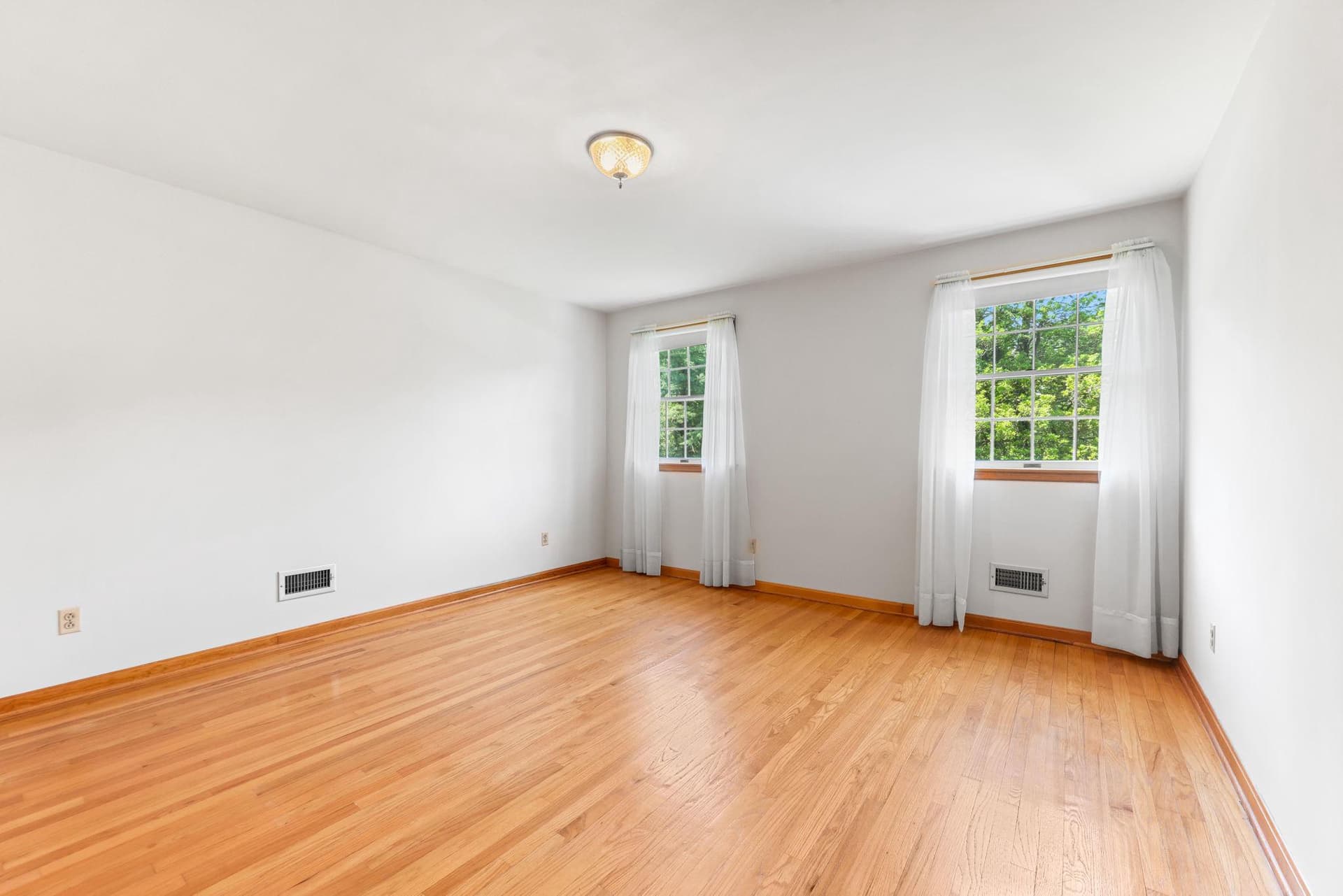 13607 Devonbrook Road photo 31