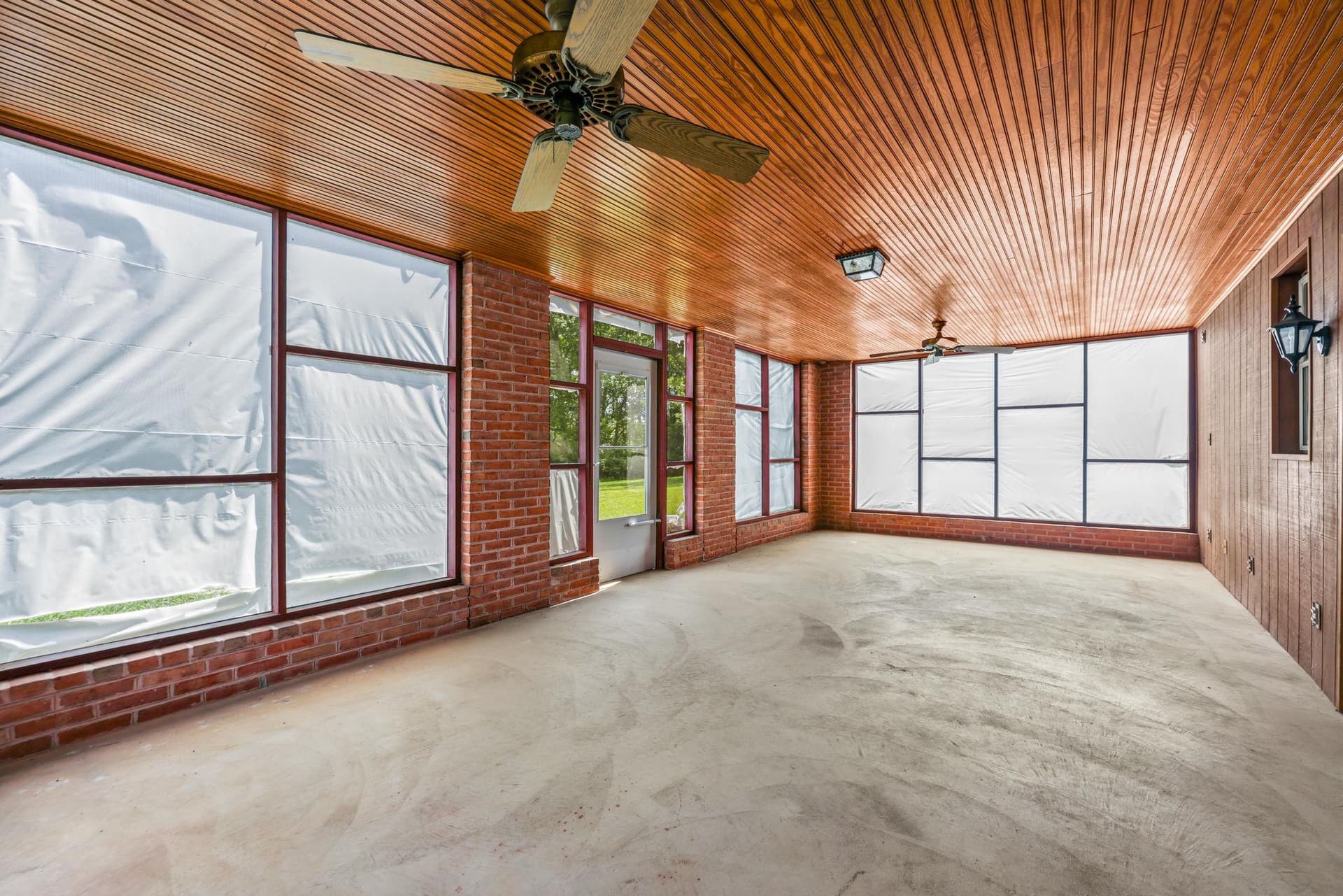 13607 Devonbrook Road photo 40