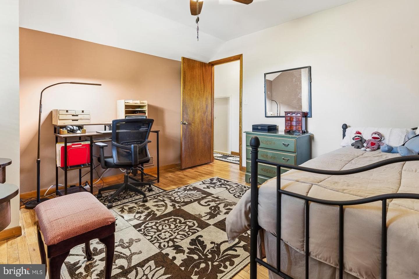 7935 Beverly Ave photo 24