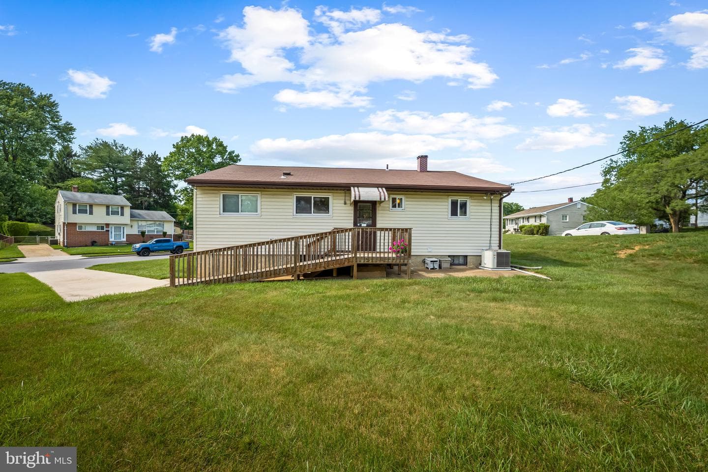 4705 Parkfield Court photo 20